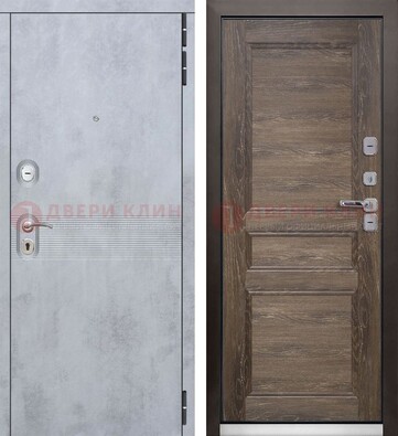 Серая металлическая дверь с МДФ коричневого цвета ДМ-304 в Шатуре