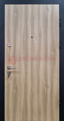 Светлая металлическая дверь с МДФ ДМ-340 в Шатуре