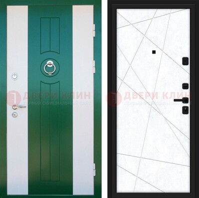 Зеленая железная дверь с панелями МДФ ДМ-369 в Мурманске