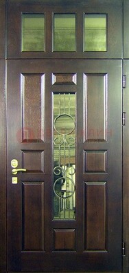 Парадная дверь со стеклянными вставками и ковкой ДПР-1 в офисное здание в Шатуре
