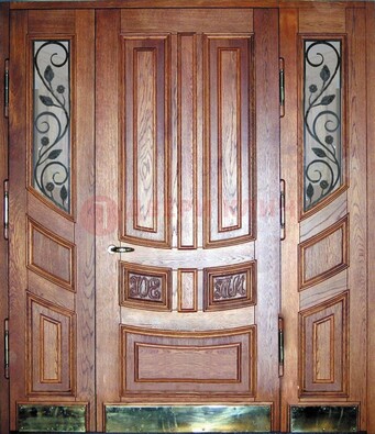 Парадная дверь со стеклом и ковкой ДПР-35 для загородного дома в Шатуре