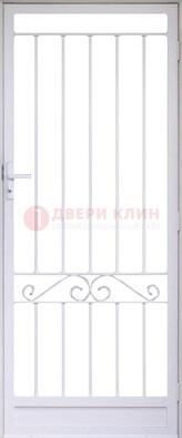 Белая стальная решетчатая дверь с волютами ДР-30 в Шатуре