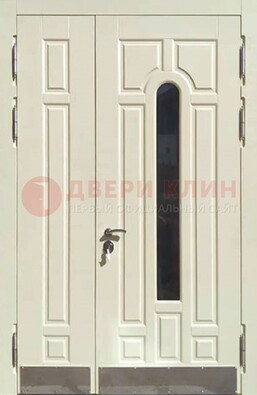 Белая двухстворчатая металлическая дверь со стеклом ДС-71 в Шатуре