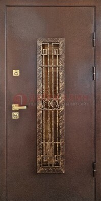 Металлическая дверь с порошковым напылением со стеклом и ковкой ДСК-110 в Шатуре