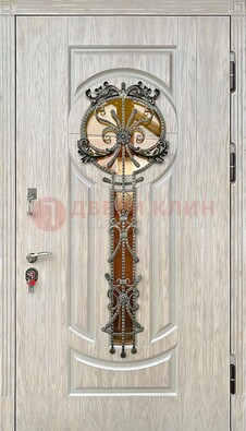 Светлая железная дверь со стеклом ковкой для коттеджа ДСК-134 в Шатуре