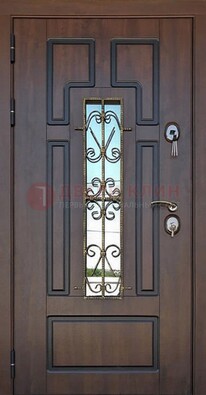 Уличная дверь со стеклом и ковкой в коричневом цвете ДСК-181 в Шатуре