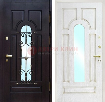 Металлическая дверь со стеклом и ковкой ДСК-55 в частный дом в Шатуре