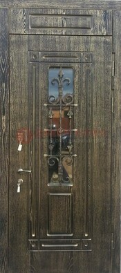 Зеленая входная дверь со стеклом и ковкой ДСК-67 в Шатуре