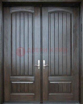 Темная двухстворчатая стальная дверь для дома ДСТ-2 в Тамбове