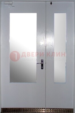 Белая  тамбурная дверь со стеклянными вставками ДТМ-18 в Шатуре