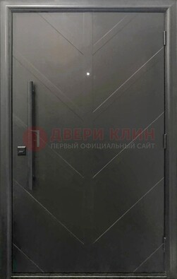 Современная металлическая дверь с виноритом ДВТ-255 в Тольятти