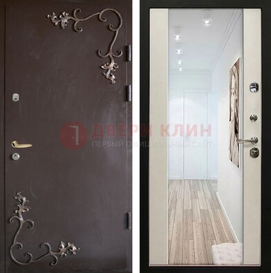 Железная дверь с порошковым напылением Темное серебро cо светлой МДФ с зеркалом ДЗ-109 в Мурманске